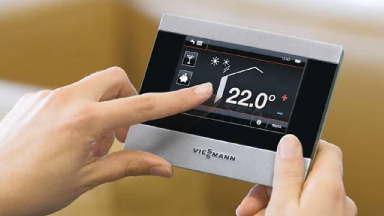 viessmann-vitocal-200-G-ground-source-heat-pump remote control