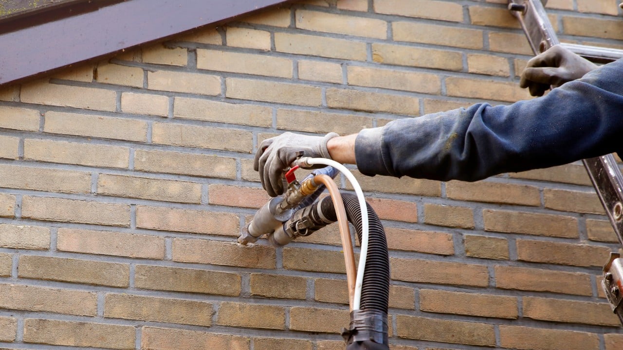 Cut heating bill cavity wall insulation